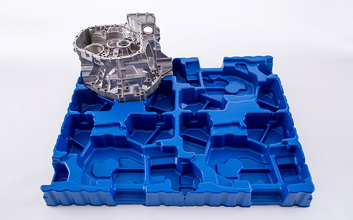 藍色汽車缸體厚片吸塑